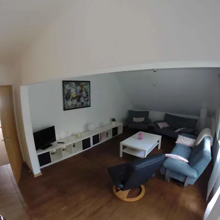 Apartment In 2812 *