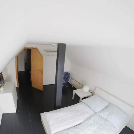 Apartment In 2812 *